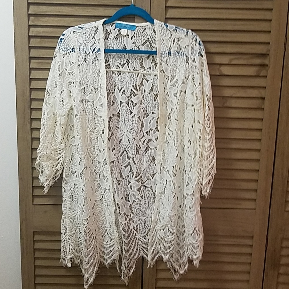 Francesca's Lace Top